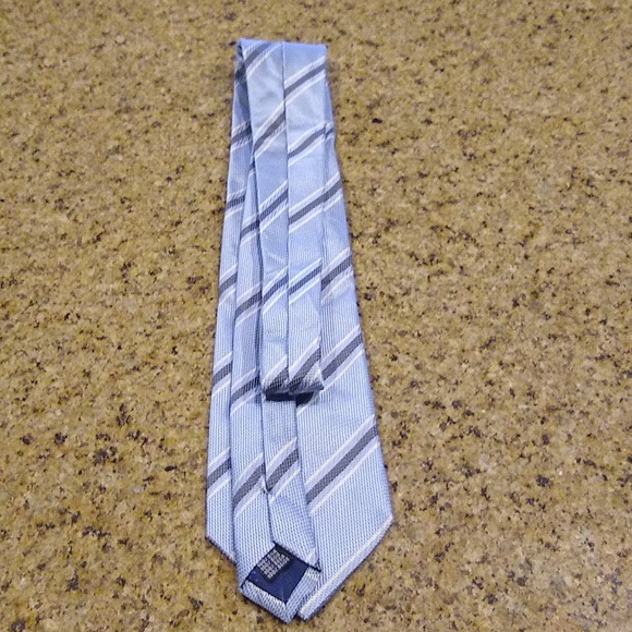 Robert Stovelli Tie - Picture 3 of 3